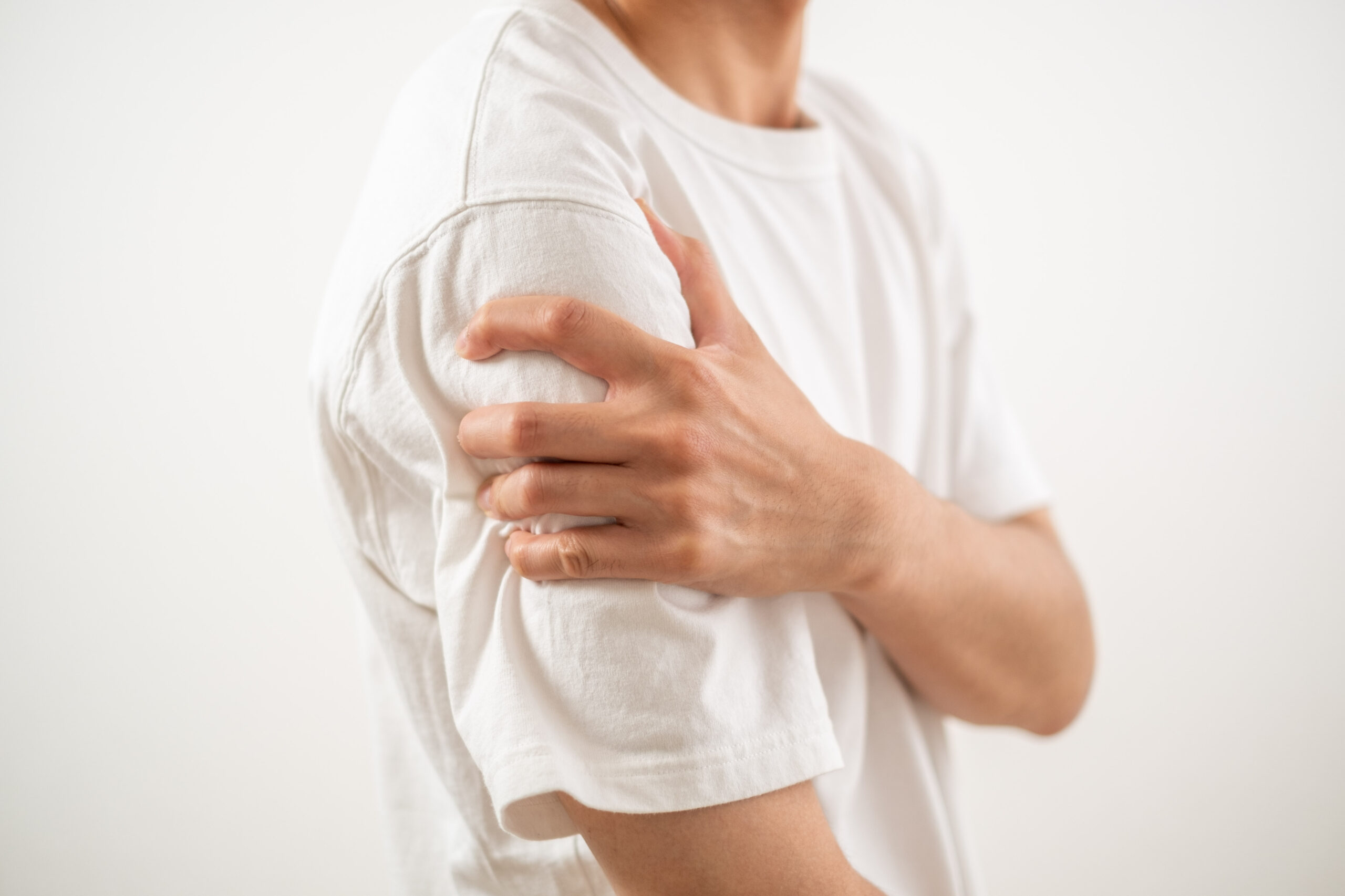 Osteopathie bei Schulterschmerzen Behandlung